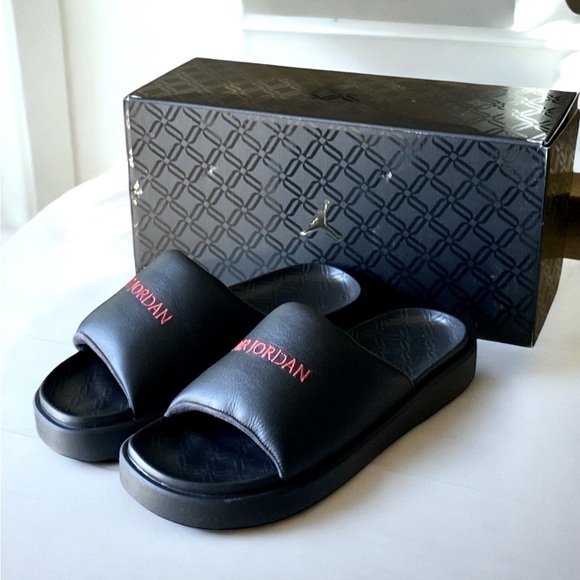 JORDAN SOPHIA Platform SLIDES MULE Size 11 Black Red AIR JORDAN Letters Gothic - Picture 7 of 12